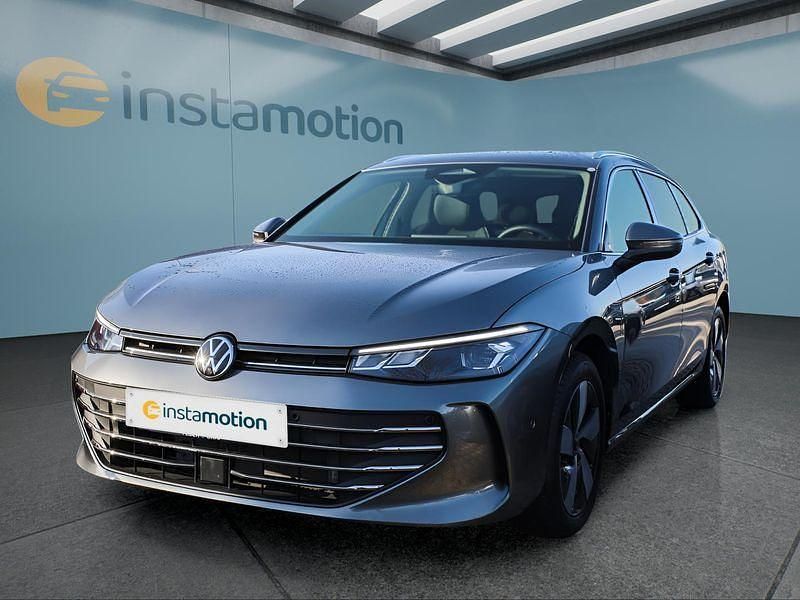 Gebraucht VW Passat 150 PS (110 kW) 2025 Grau Kombi