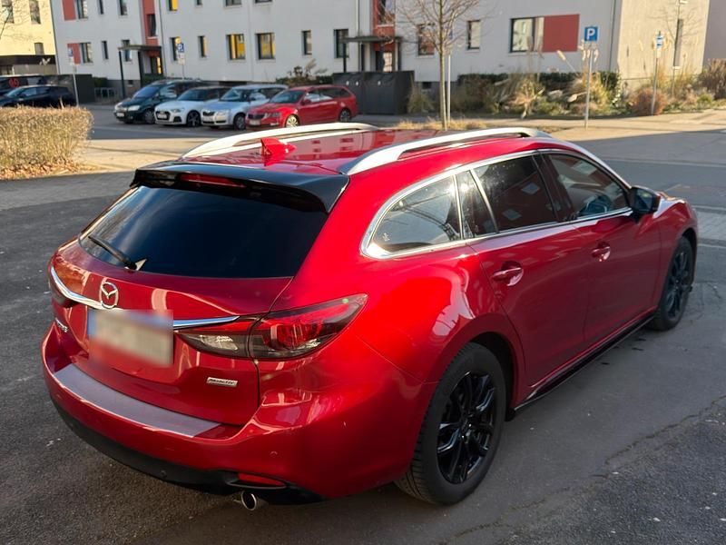 Gebraucht Mazda 6 175 PS (128 kW) 2017 Rot Kombi