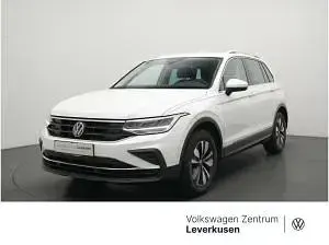 Gebraucht VW Tiguan 150 PS (110 kW) 2024 Schwarz (oryxweiss perlmutteffekt) SUV