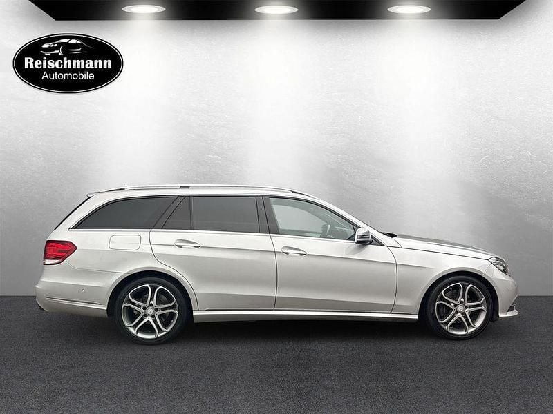 Gebraucht Mercedes E250 204 PS (150 kW) 2015 Silber Kombi