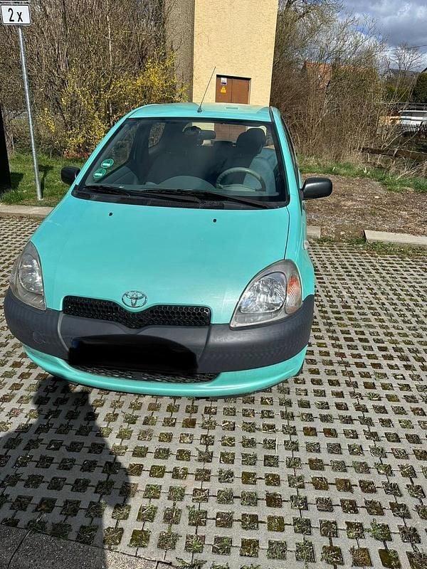 Gebraucht Toyota Yaris 68 PS (50 kW) 2000 Grün Kleinwagen