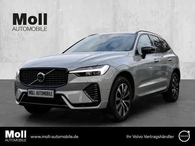 Grau Gebraucht 2023 Volvo XC60 Plus SUV | 43.890 € (Fairer Preis) - Bild 1/4