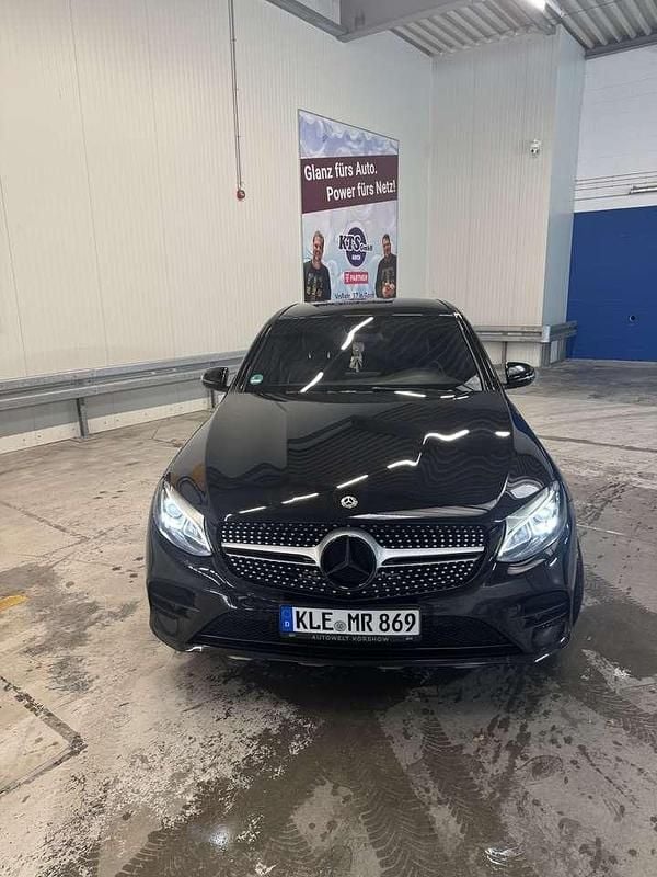 Gebraucht Mercedes GLC250 AMG line 211 PS (155 kW) 2018 Coupé