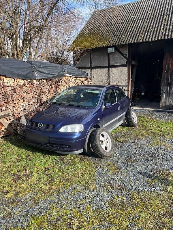 Gebraucht Opel Astra Edition 101 PS (74 kW) 2000 Blau Limousine