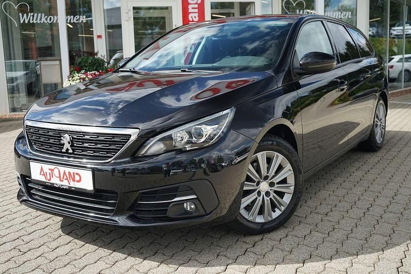 Gebraucht Peugeot 308 SW Active 131 PS (96 kW) 2021 Schwarz perla nera/metallic Kombi