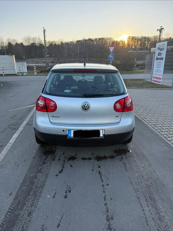 Gebraucht VW Golf IV 102 PS (75 kW) 2006 Silber Limousine