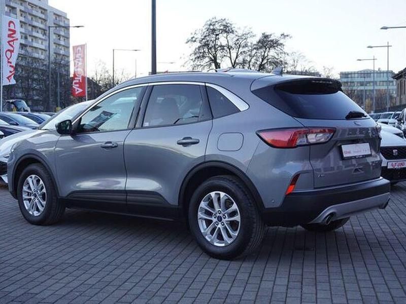 Gebraucht Ford Kuga Titanium 190 PS (139 kW) 2022 Silber SUV