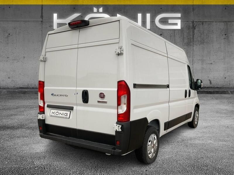 Gebraucht Fiat E-Ducato 89 kW (122 PS) 2023 Weiss Van
