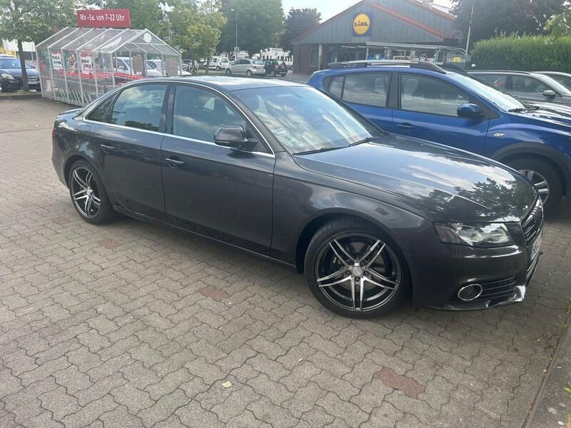 Schwarz Gebraucht 2009 Audi A4 Sport Limousine | 7.450 € (Guter Preis) - Bild 1/4