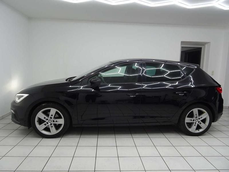 Gebraucht Seat Leon FR 125 PS (91 kW) 2017 Mitternachtsschwarz Kombi