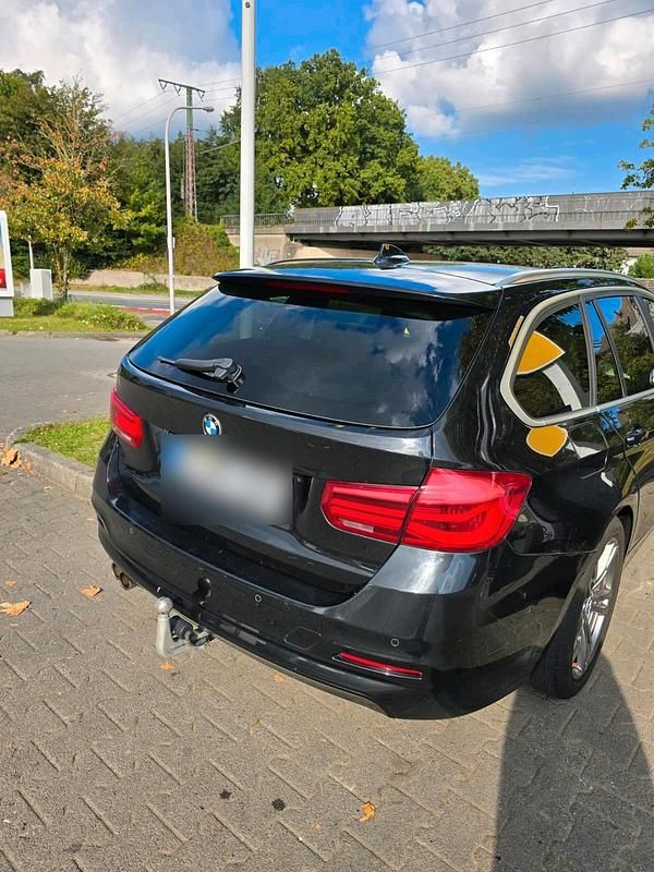 Second-hand BMW 325 224 CP (164 kW) 2016 Negru Break