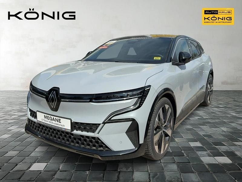 Grau Gebraucht 2023 Renault Mégane Techno Limousine | 32.699 € (Teuer) - Bild 1/4
