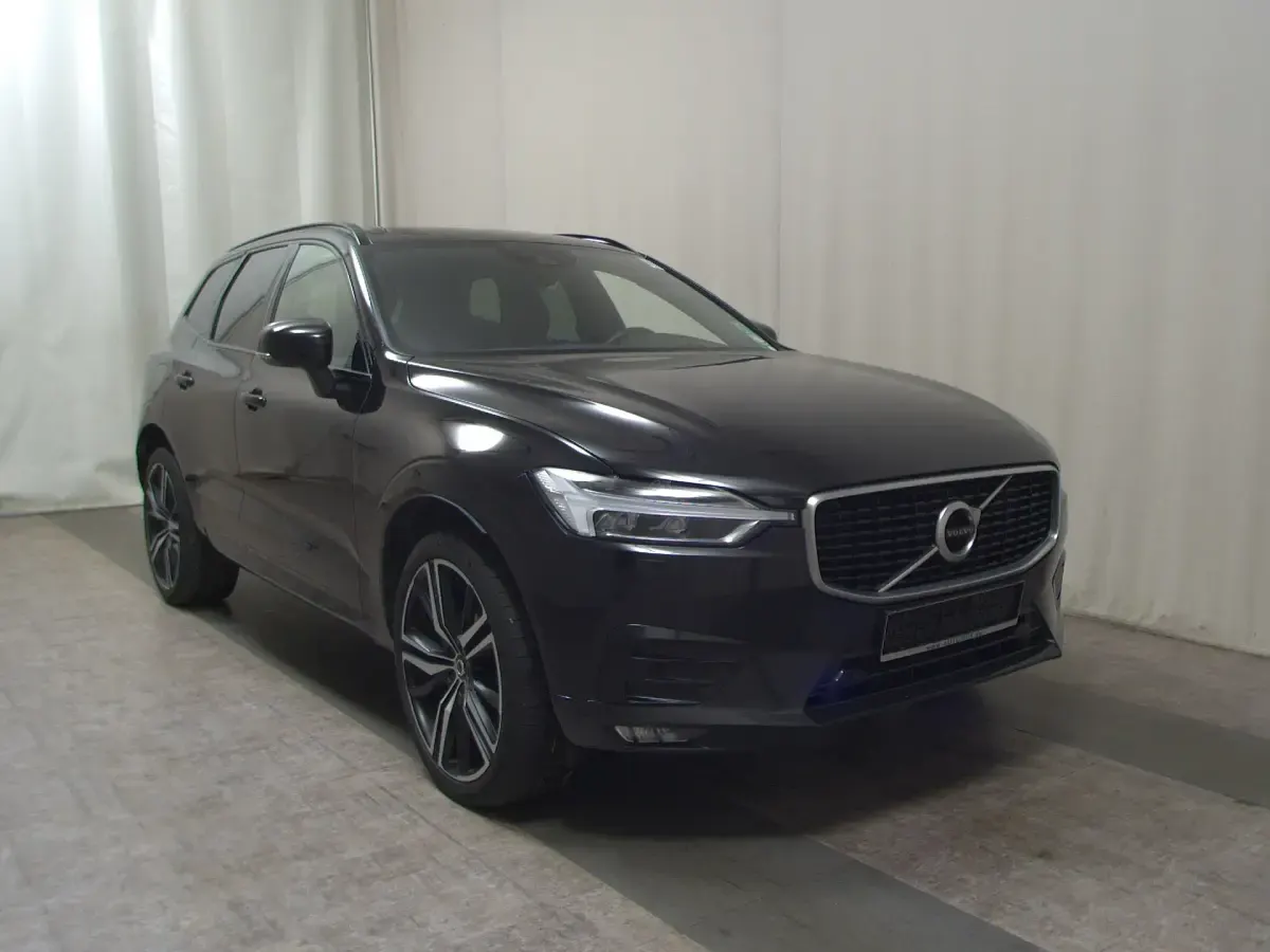 Gebraucht Volvo XC60 R-Design 190 PS (139 kW) 2020 Schwarz SUV