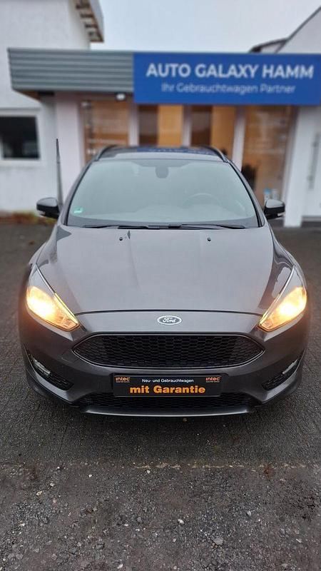 Gebraucht Ford Focus ST-Line 140 PS (102 kW) 2018 Grau Kombi