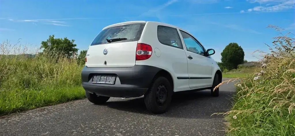 Gebraucht VW Fox 54 PS (39 kW) 2006 Weiß Kleinwagen