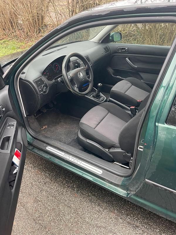 Gebraucht VW Golf IV Edition 105 PS (77 kW) 2000 Grün Limousine