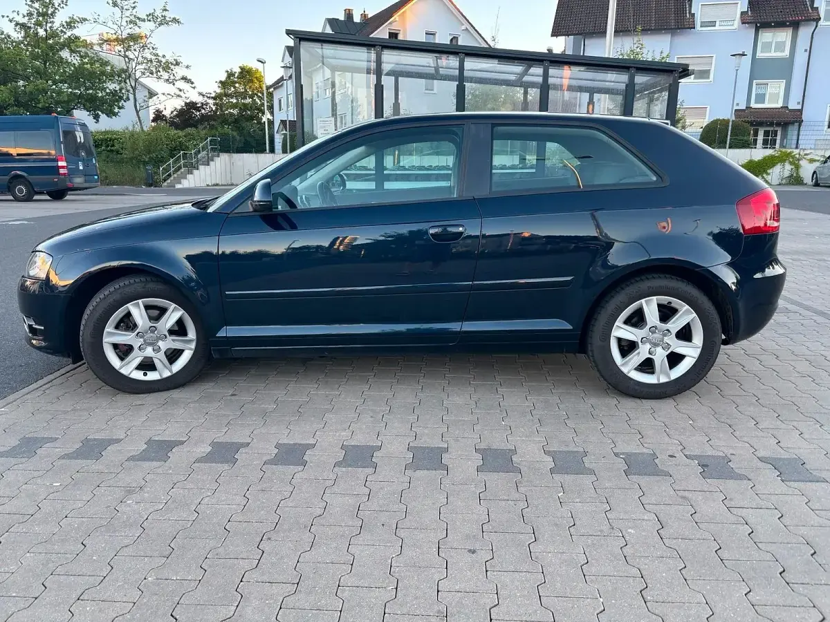 Gebraucht Audi A3 160 PS (117 kW) 2010 Blau Kleinwagen