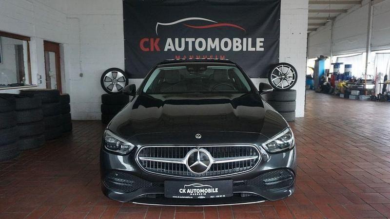 Gebraucht Mercedes C300 258 PS (189 kW) 2021 Grau Limousine
