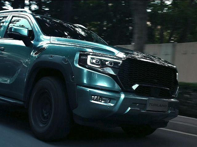 Neu Foton 4 173 PS (127 kW) 2026 Schwarz SUV