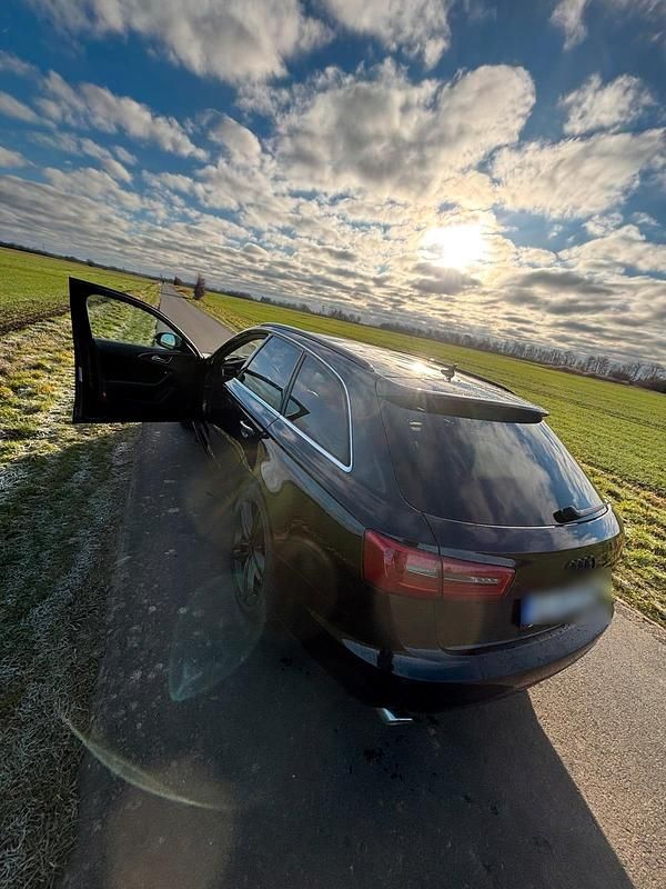 Gebraucht Audi A6 245 PS (180 kW) 2012 Schwarz Kombi