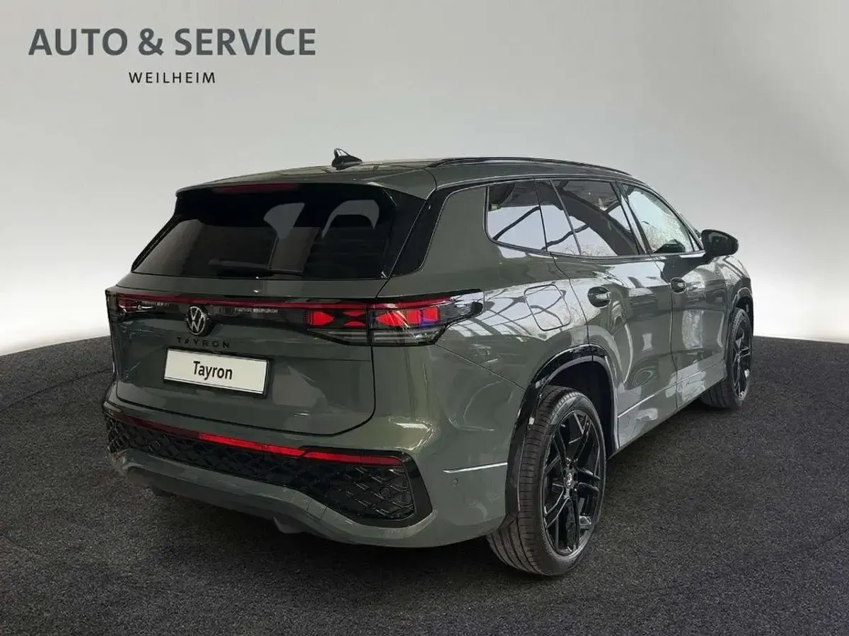 Neu VW Tayron R-line 193 PS (141 kW) 2026 Grün SUV