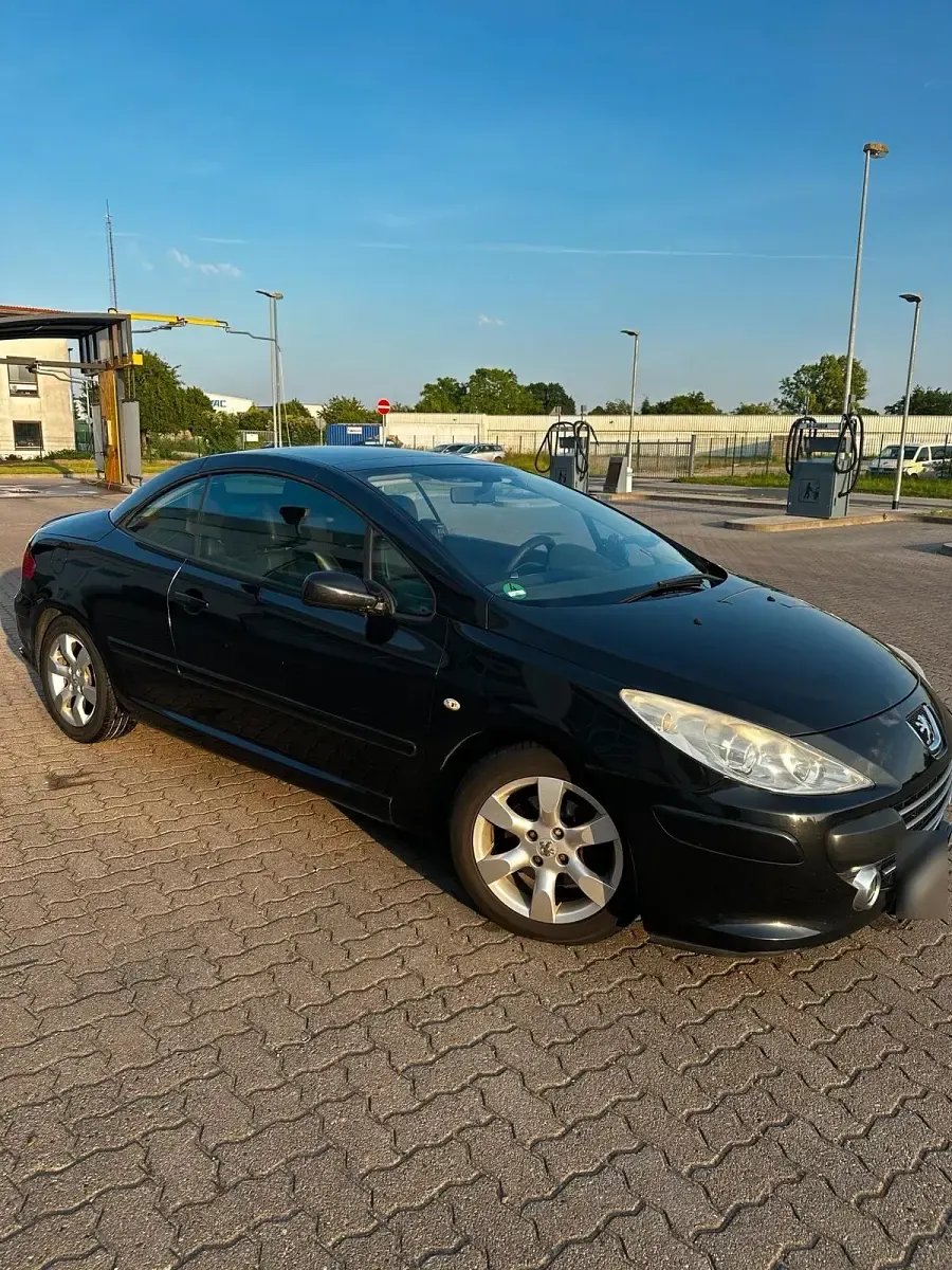 Gebraucht Peugeot 307 CC 110 PS (80 kW) 2007 Schwarz Cabrio