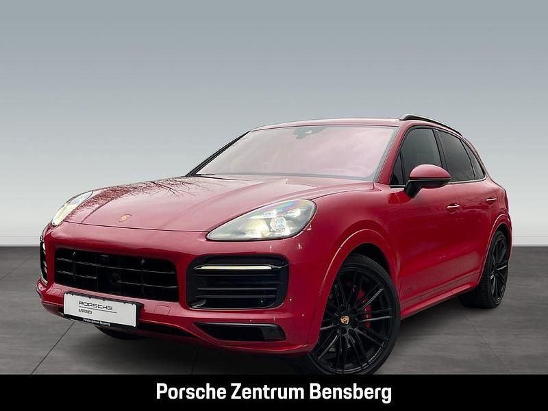 Rot Gebraucht 2022 Porsche Cayenne GTS SUV | 87.900 € (Fairer Preis) - Bild 1/4