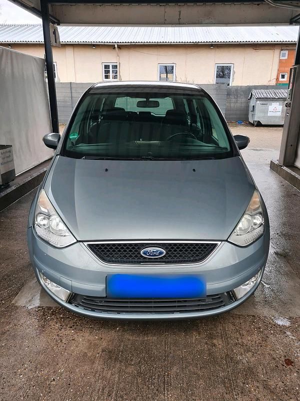 Gebraucht Ford Galaxy 145 PS (106 kW) 2009 Van / Kleinbus
