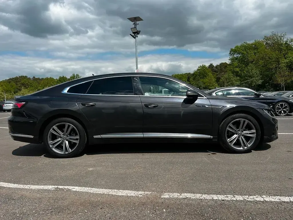 Gebraucht VW Arteon R-line 150 PS (110 kW) 2022 Grau Limousine