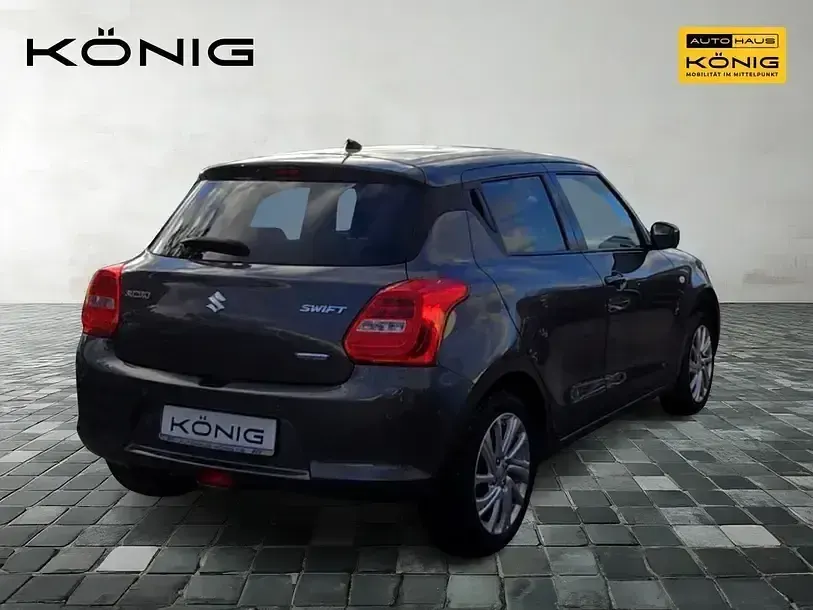 Gebraucht Suzuki Swift Comfort 83 PS (61 kW) 2023 Mineral gray metallic Limousine