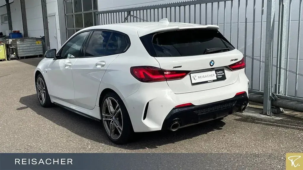Gebraucht BMW M135 Performance 306 PS (225 kW) 2023 Weiß Kleinwagen