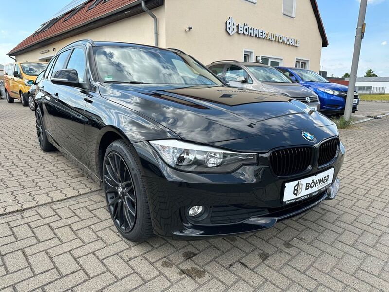 Schwarz Gebraucht 2013 BMW 316 Kombi | 8.990 € (Fairer Preis) - Bild 1/4