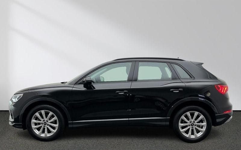 Gebraucht Audi Q3 Advanced Plus 150 PS (110 kW) 2022 Schwarz SUV