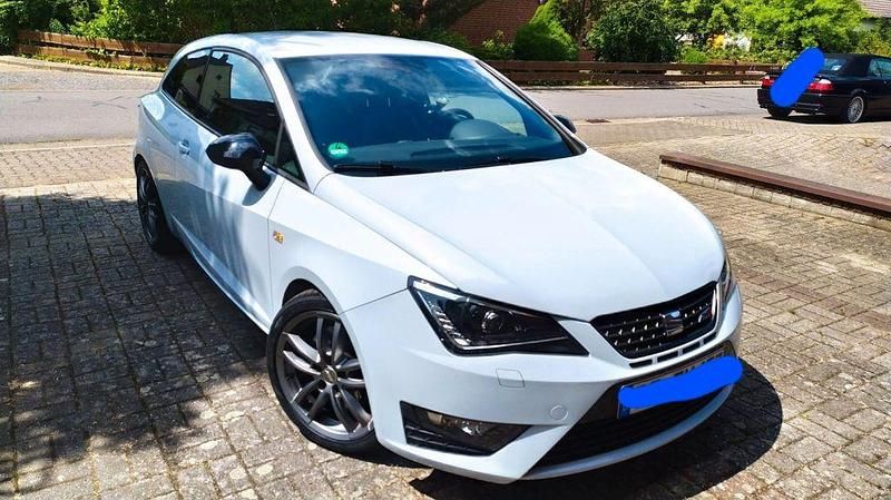 Weiß Gebraucht 2016 Cupra Ibiza Kleinwagen | 8.500 € (Guter Preis) - Bild 1/4