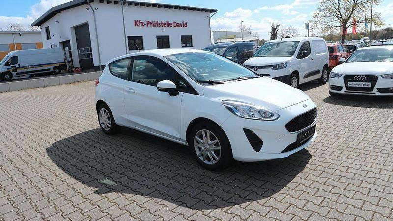 Gebraucht Ford Fiesta 95 PS (69 kW) 2021 Weiß Kleinwagen