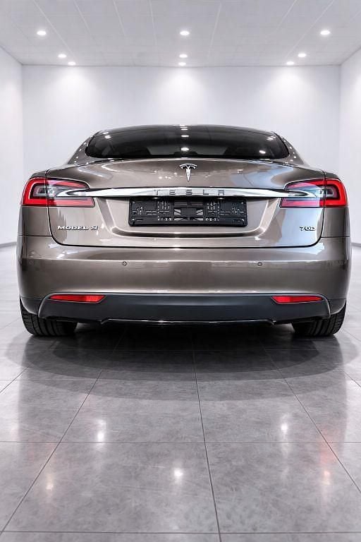 Gebraucht Tesla Model S 244 kW (332 PS) 2015 Grau Kleinwagen