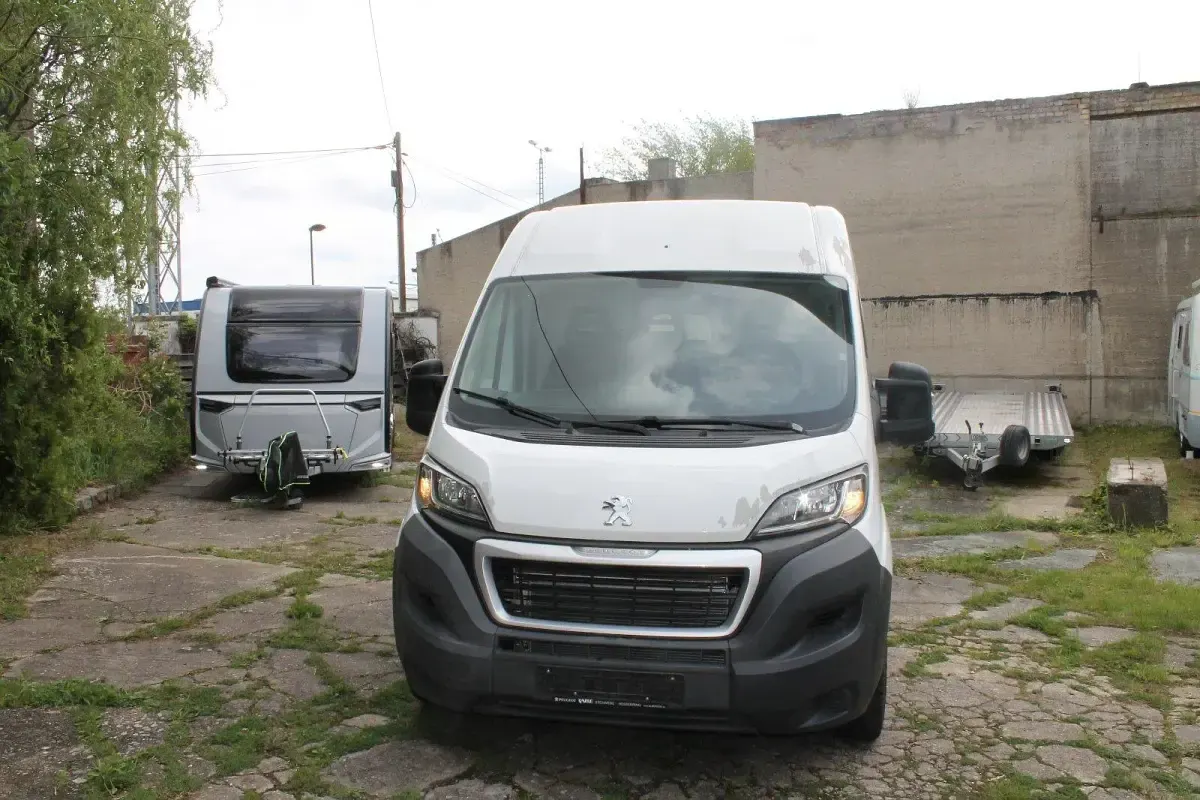 Gebraucht Peugeot Boxer 131 PS (96 kW) 2014 Weiß Van
