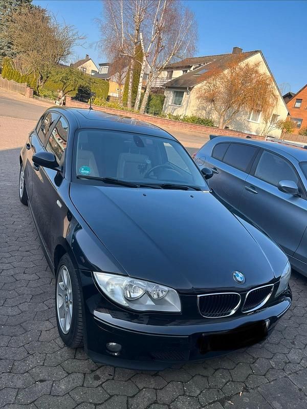 Gebraucht BMW 118 129 PS (94 kW) 2005 Schwarz Kleinwagen