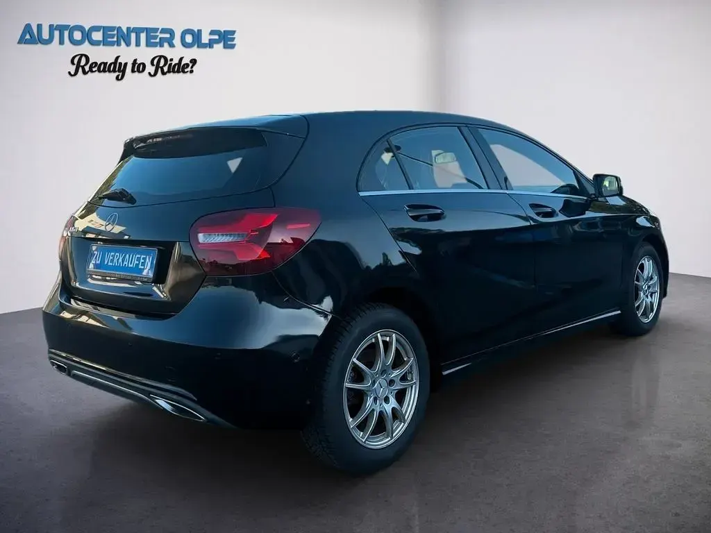 Gebraucht Mercedes A160 102 PS (75 kW) 2016 Schwarz Kleinwagen