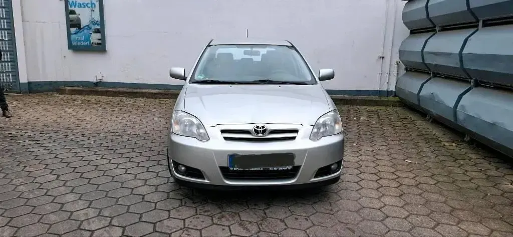 Gebraucht Toyota Corolla 96 PS (70 kW) 2006 Silber Limousine