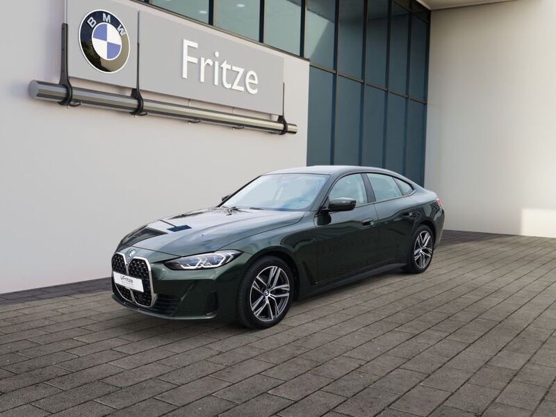 Grün Gebraucht 2022 BMW 420 Gran Coupé Sport Line Coupé | 35.445 € (Superpreis) - Bild 1/4