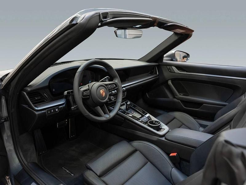 Neu Porsche 911 Carrera S Cabriolet 480 PS (353 kW) 2026 Grau Cabrio