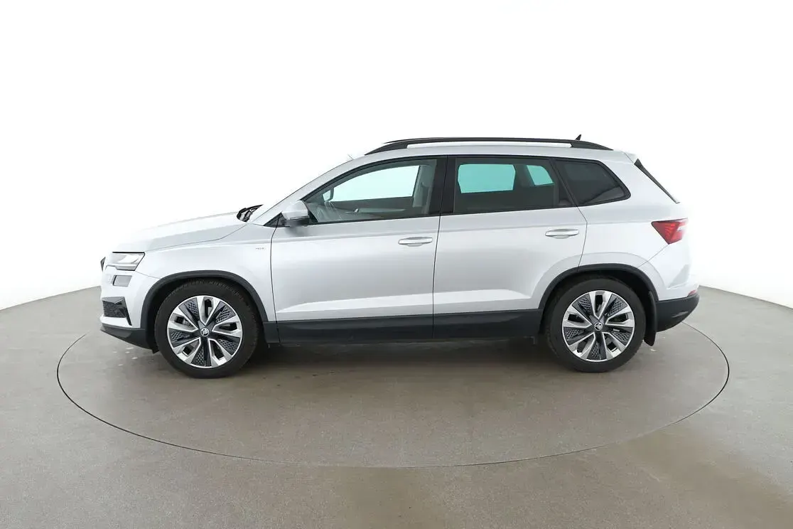 Gebraucht Skoda Karoq Tour 150 PS (110 kW) 2022 Silber SUV
