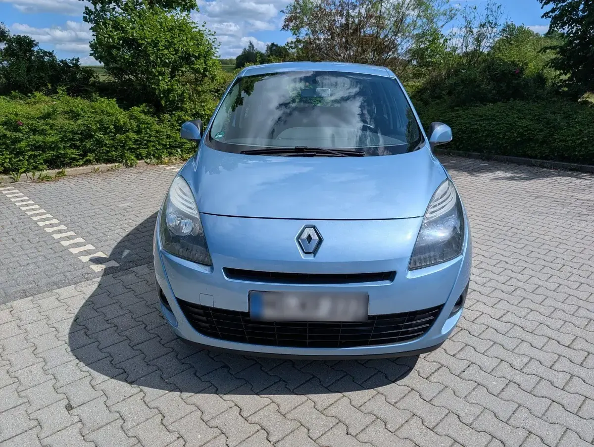 Gebraucht Renault Scenic E-Tech 106 PS (77 kW) 2010 Blau Van / Kleinbus