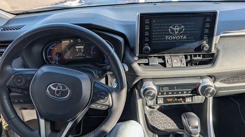Gebraucht Toyota RAV4 Hybrid Plus 218 PS (160 kW) 2020 Silber SUV