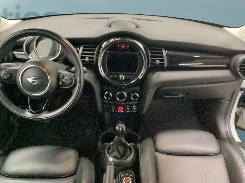 Gebraucht Mini Cooper 136 PS (100 kW) 2019 Silber Kleinwagen
