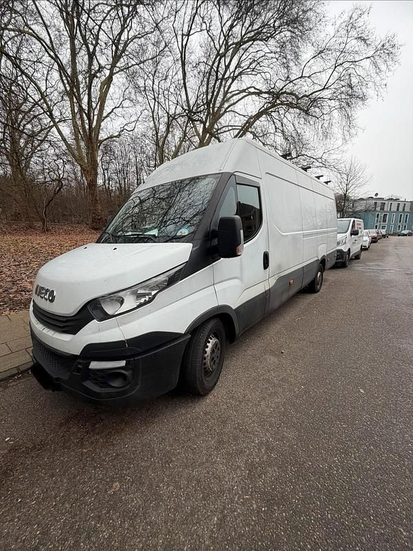 Usata Iveco Daily 2017 Bianco Monovolume