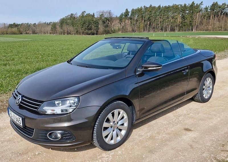 Usata VW Eos 122 CV (89 kW) 2012 Marrone Cabrio