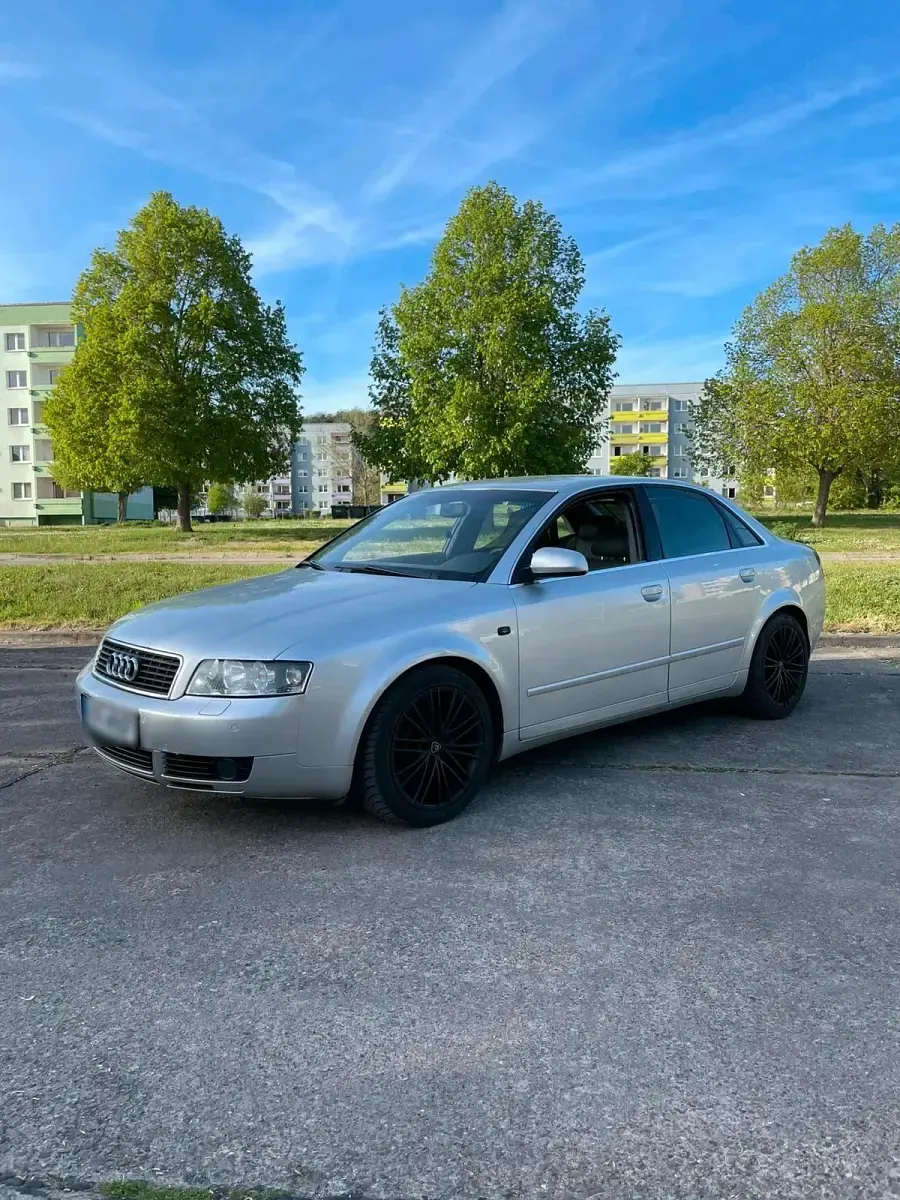 Gebraucht Audi A4 170 PS (125 kW) 2002 Silber Limousine