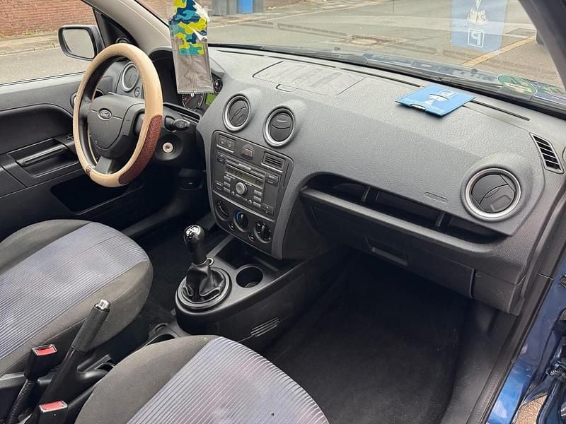 Blau Gebraucht 2008 Ford Fusion Kleinwagen | 1.650 € (Guter Preis) - Bild 1/4